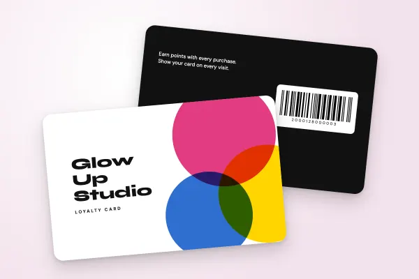 loyalty card template “Glow Up Studio” (beauty and hairdressing, overlapping pop discs): front and back