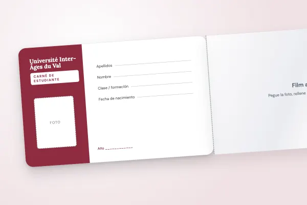 Modelo de carné de estudiante «Université Inter-Âges du Val» (tarjetas con solapa adhesiva, para rellenar, columna burdeos): anverso y reverso