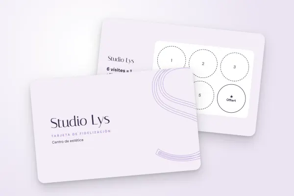Modelo de tarjeta de fidelización «Studio Lys» (belleza y peluquería, monograma, lila): anverso y reverso